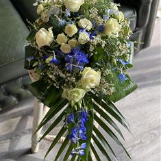 White &amp; Blue Single Ended Spray