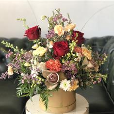 Hat Box Vintage inspired Arrangement 