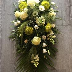 Green &amp; White Single ended Luxury Spray 